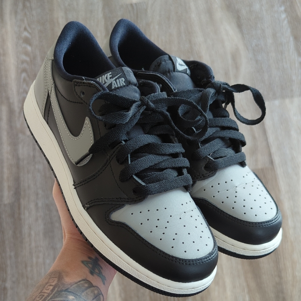 Air Jordan 1 Low OG Shadow 2015 (Mens 6.5/Women's 8)